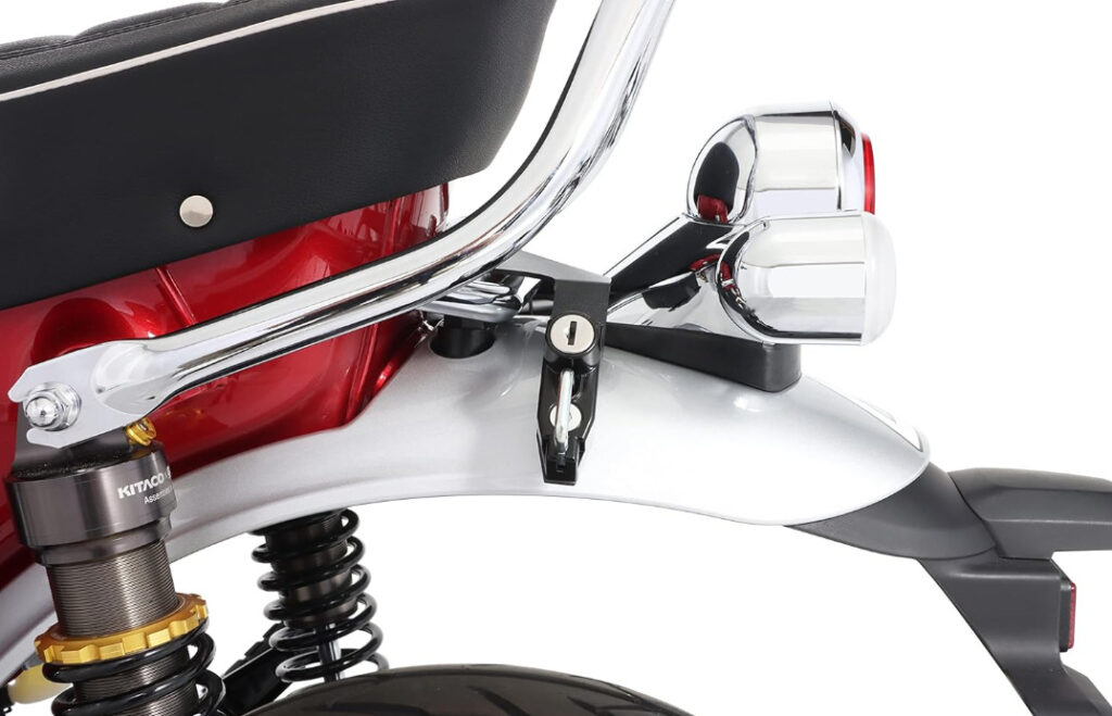 ダックス125のヘルメットホルダーおすすめ2